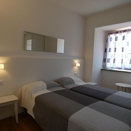 Sant'Anna Hostel Специя Екстериор снимка