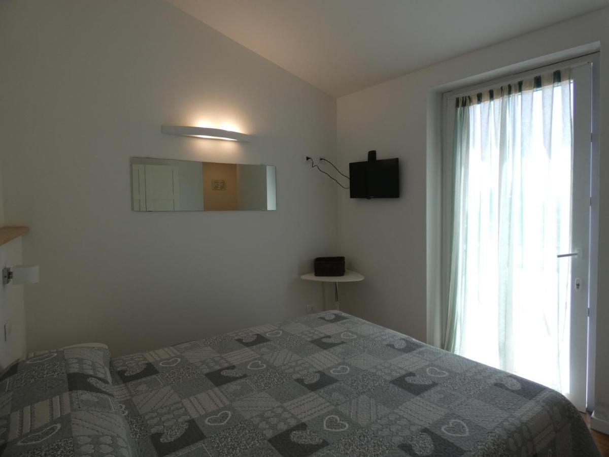 Sant'Anna Hostel Специя Екстериор снимка