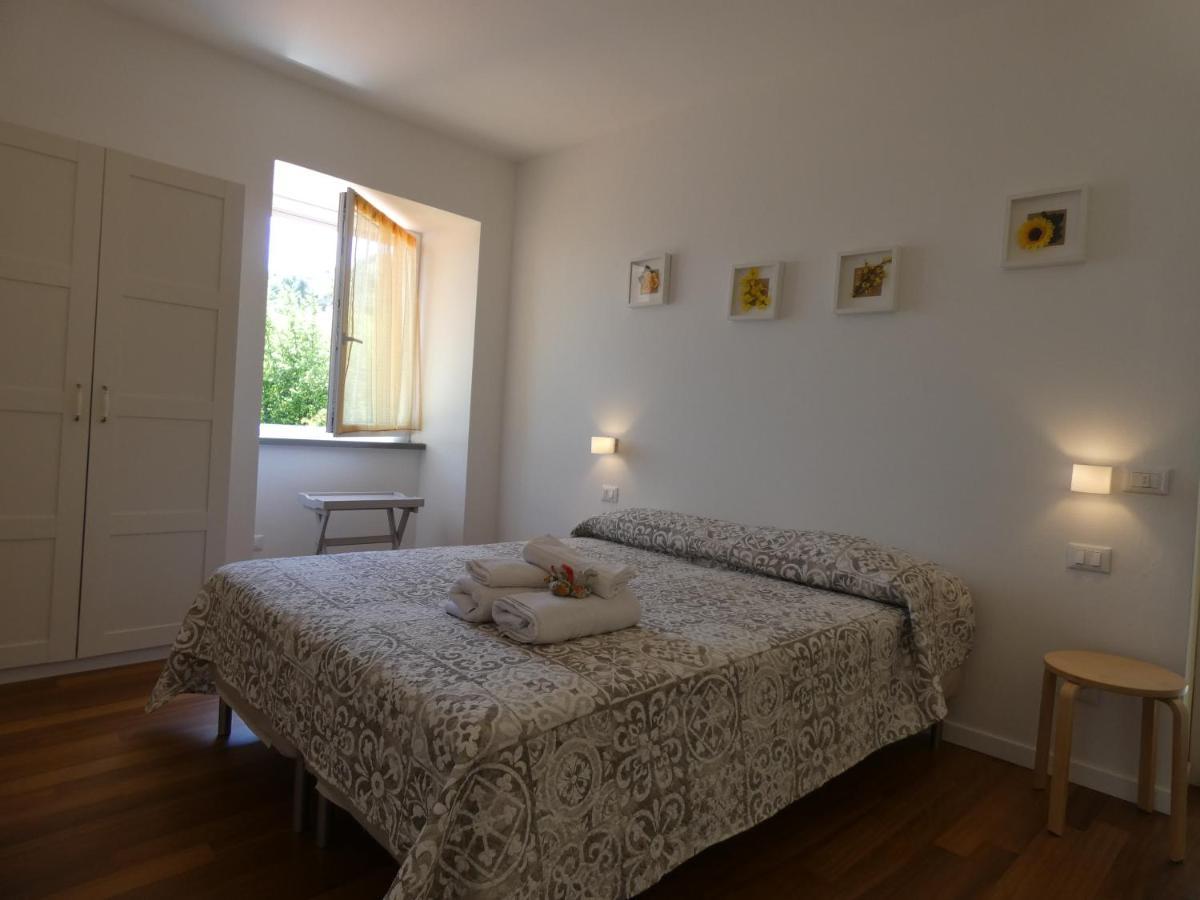 Sant'Anna Hostel Специя Екстериор снимка